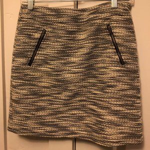 LOFT tweed black and off-white size 0 skirt